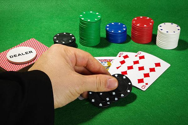 Live Dealer Gaming Choices at an online casino Singapore